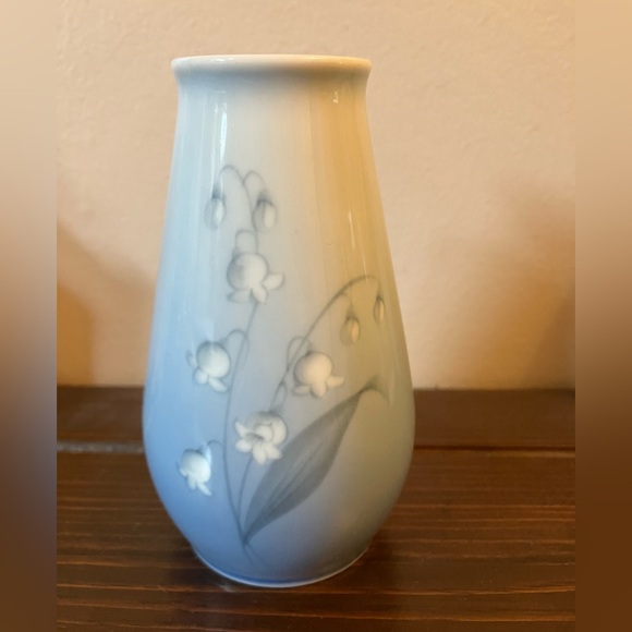 Bing & Grondahl Other - VTG Bing & Grondahl Lily of the Valley Porcelain Small Vase Denmark